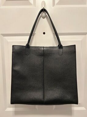 Lulus Big Black Genuine Leather Bag